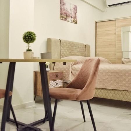 Dionisooss Apartment Athens Atenas Exterior foto
