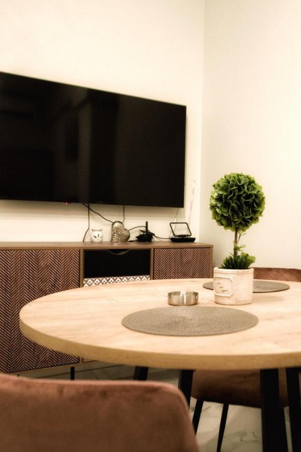 Dionisooss Apartment Athens Atenas Exterior foto